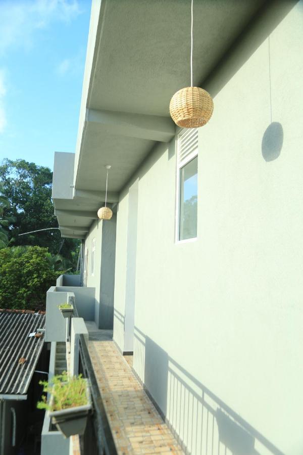 Sri villa Rest Hikkaduwa Esterno foto