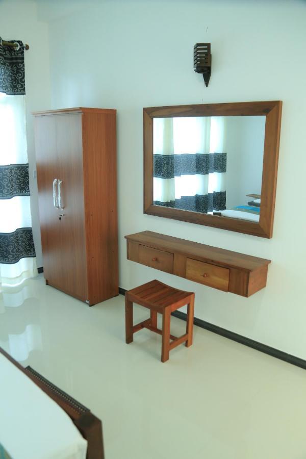 Sri villa Rest Hikkaduwa Esterno foto