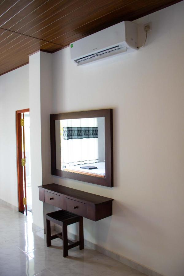Sri villa Rest Hikkaduwa Esterno foto